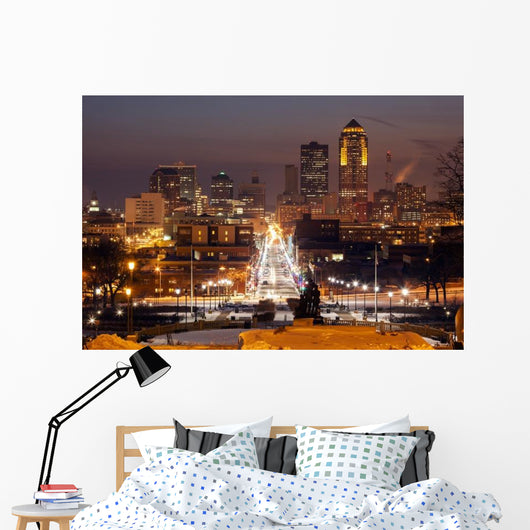 Des Moines Skyline Wall Decal