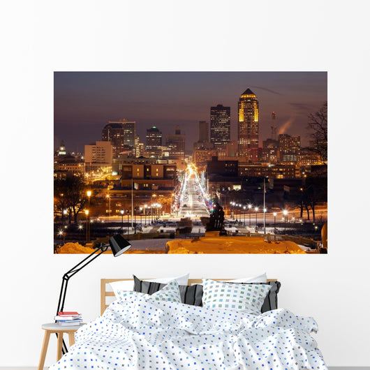 Des Moines Skyline Wall Decal
