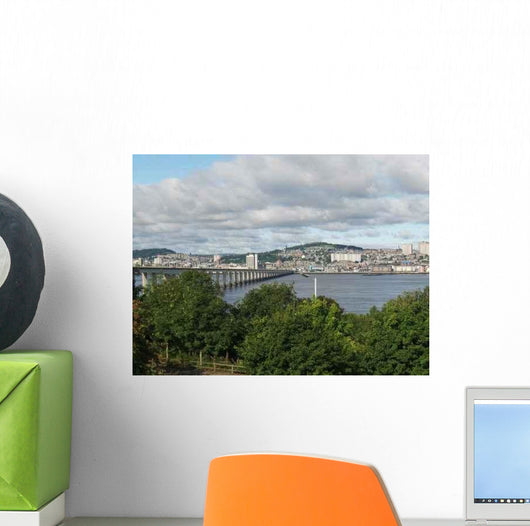 Dundee Wall Decal