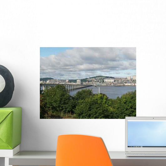Dundee Wall Decal