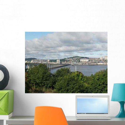 Dundee Wall Decal