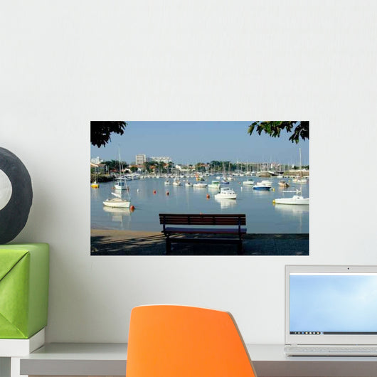 Port Saint Gilles Croix Wall Decal
