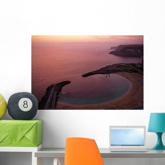 Play Amadores Wall Decal
