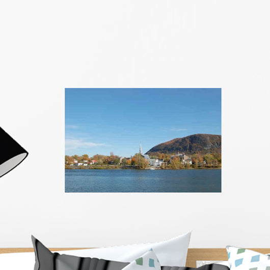 Bromont Wall Decal