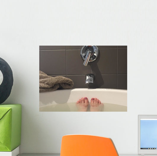 Soaking Tub Wall Decal