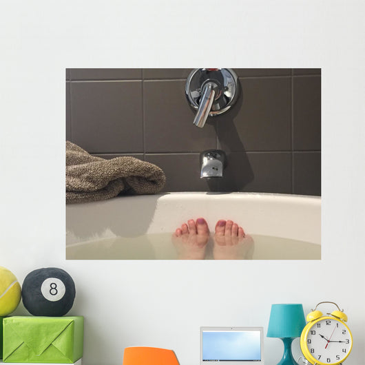 Soaking Tub Wall Decal