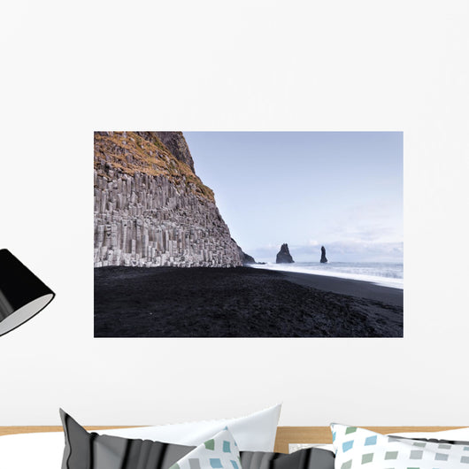 The black sand beach of Reynisfjara and the mount Reynisfjall fr Wall Mural