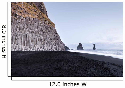 The black sand beach of Reynisfjara and the mount Reynisfjall fr Wall Mural
