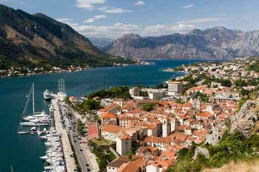 Kotor-kotor 39 S Old Wall Decal