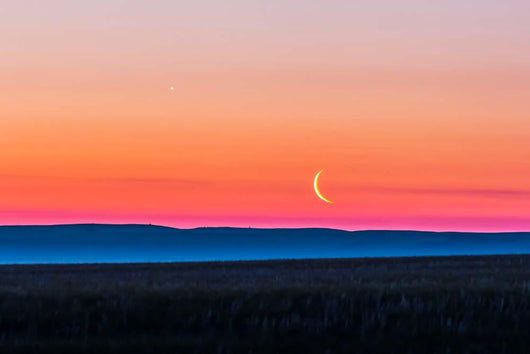 Moon and Venus Rising Wall Decal
