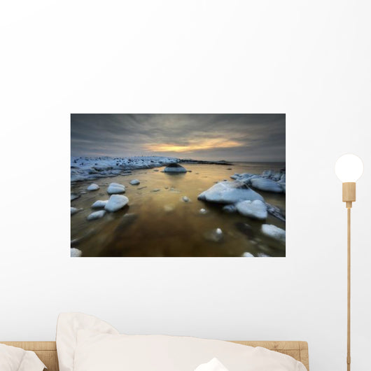 Frozen Rusty Bay Andoya Wall Decal