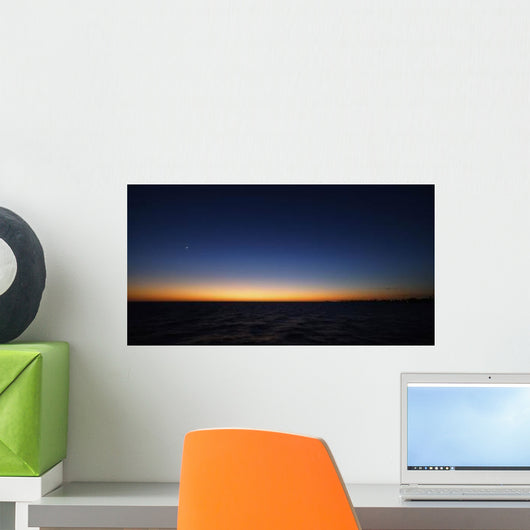 Moon and Venus Conjunction Wall Decal Design 1