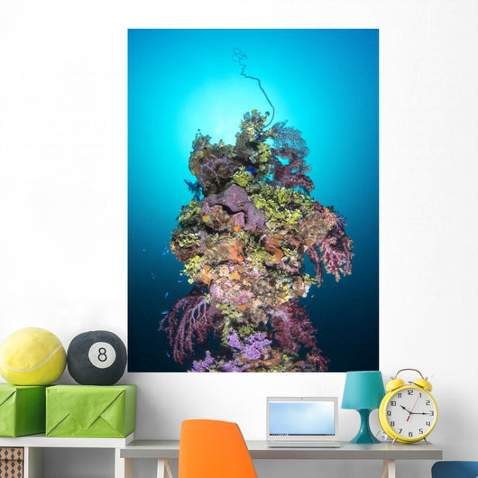 Coral Growth Mast Shinkoku Wall Decal