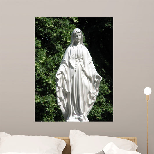 the virgin mary Wall Mural