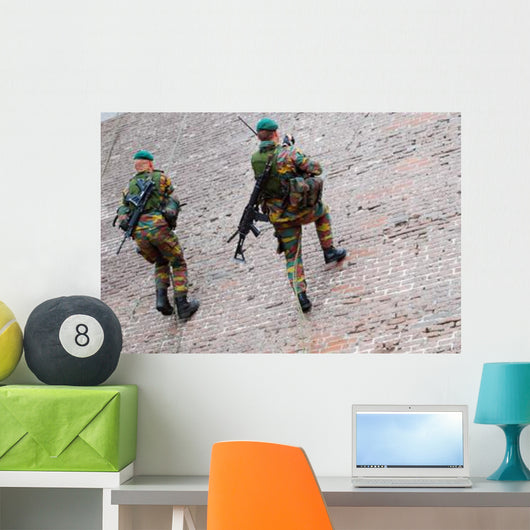 Belgian Paratroopers Climbing Wall - Wall Decal