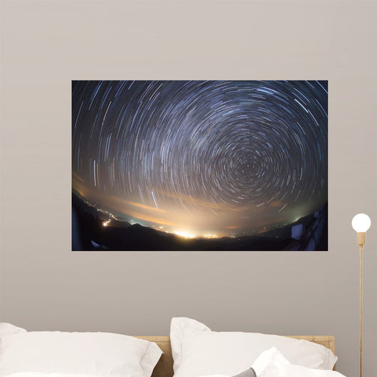 Stars Circle around North Wall Decal