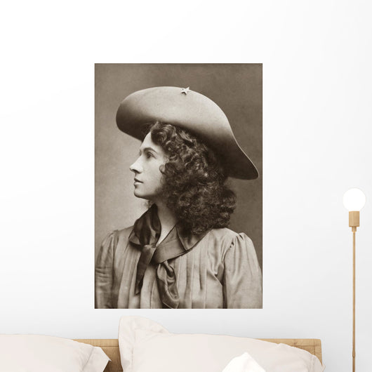 Portrait American Sharpshooter Annie Wall Decal