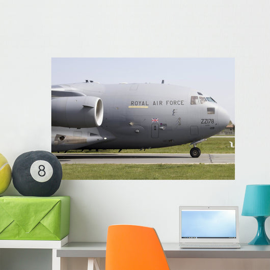 C-17 Globemaster Iii Royal Grounded Wall Decal
