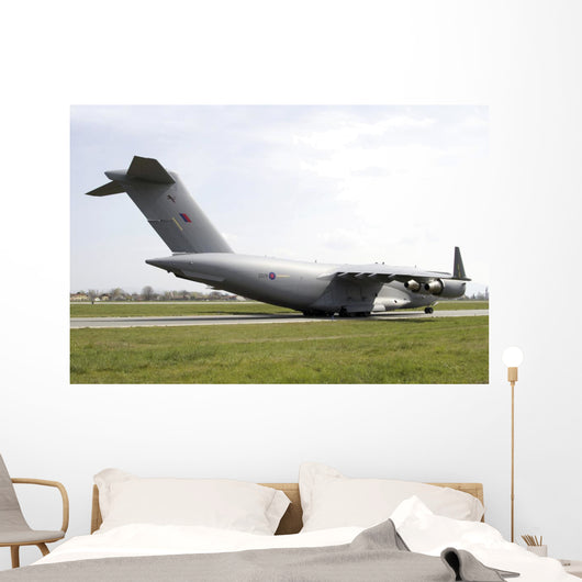 C-17 Globemaster Iii Royal Wall Decal