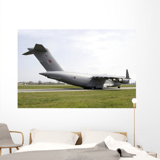 C-17 Globemaster Iii Royal Wall Decal