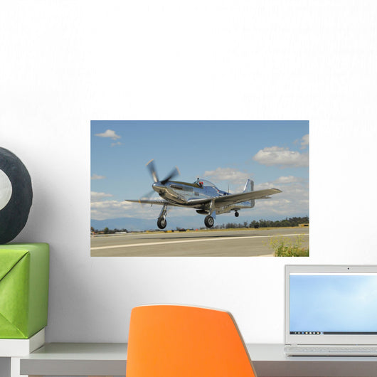 P-51d Mustang Taking off Wall Decal