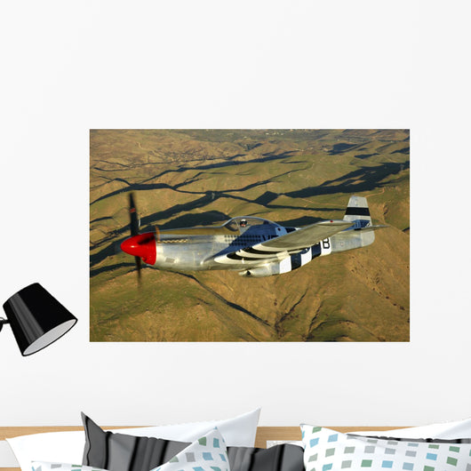 P-51d Mustang Flying Wall Decal