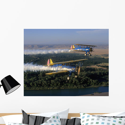 Stearman Pt-17 Kaydets Flying Wall Decal