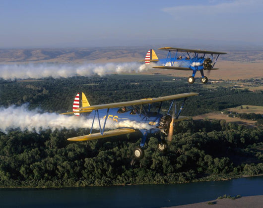 Stearman Pt-17 Kaydets Flying Wall Decal