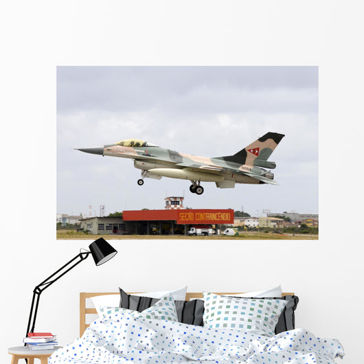 Venezuelan Air Force F-16 Taking Off Wall Decal