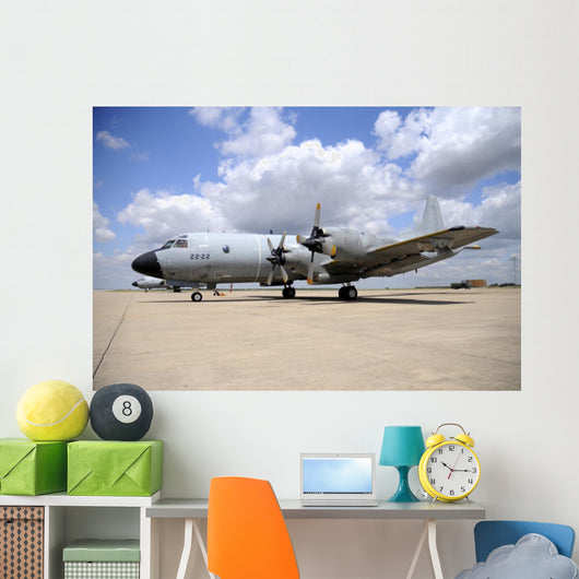 P-3m Orion Spanish Air Grounded Wall Decal
