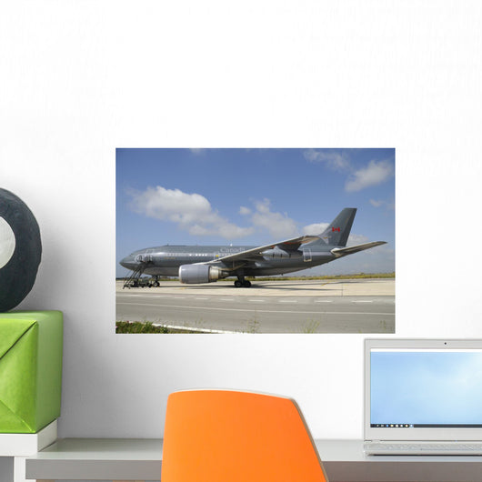 Airbus Cc-150 Polaris Tanker Grounded Wall Decal