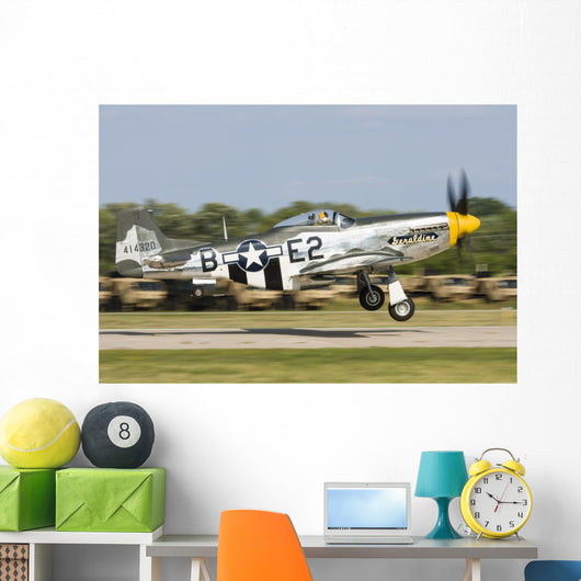 P-51 Mustang Takes off Right Side Wall Decal