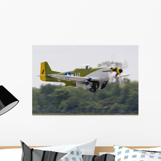 Green P-51 Mustang Takes off Right Side Wall Decal