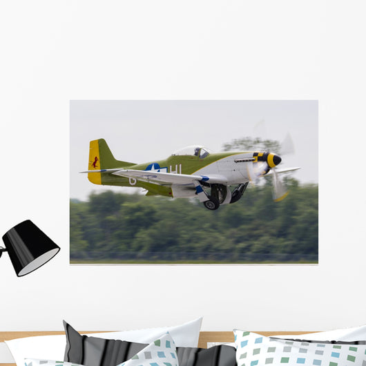 Green P-51 Mustang Takes off Right Side Wall Decal