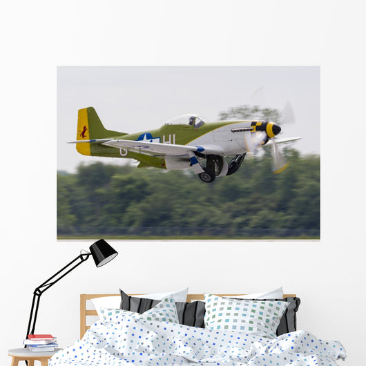 Green P-51 Mustang Takes off Right Side Wall Decal