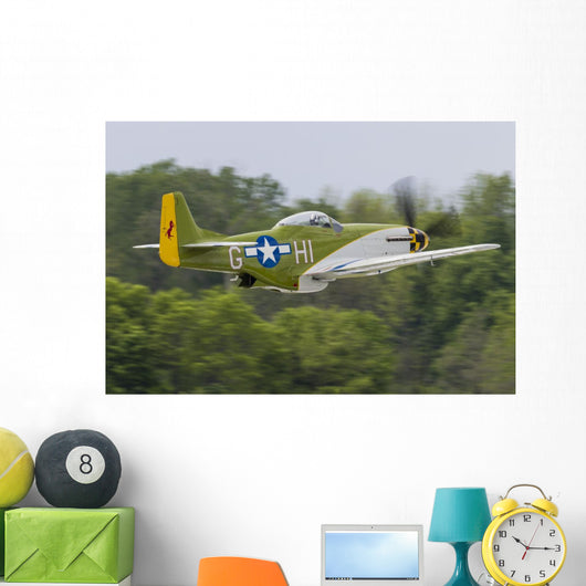 Green P-51 Mustang Takes off Wall Decal