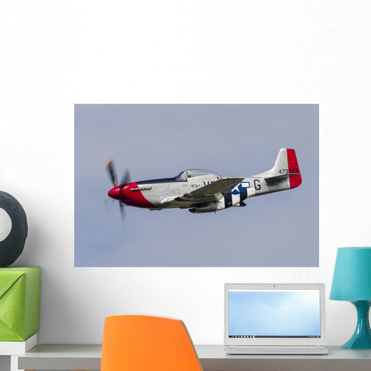 P-51 Mustang Flies Willow Wall Decal