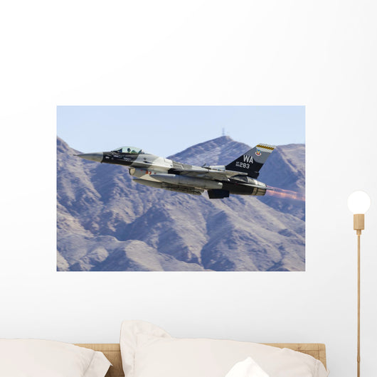 Aggressor F-16 Fighting Falcon In-Flight Wall Decal