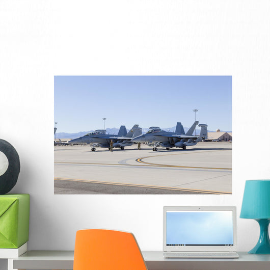 Two Us Navy E Wall Decal