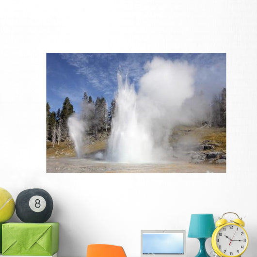 Grand Geyser Erupting Upper Wall Decal Design 3