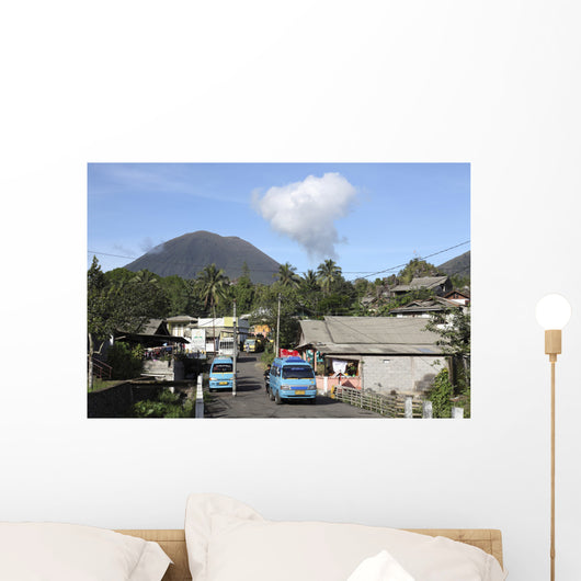 Kinilow Town Foot Lokon-empung Wall Decal