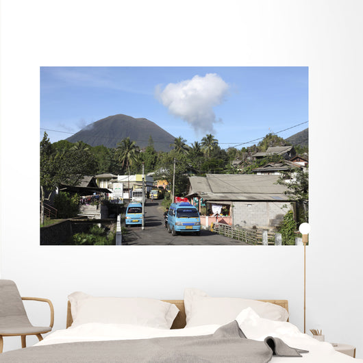 Kinilow Town Foot Lokon-empung Wall Decal