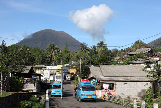 Kinilow Town Foot Lokon-empung Wall Decal