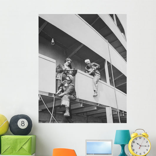 Women War Workers Marinship Wall Decal