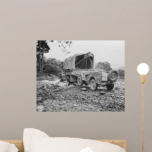 Us Military Truck with Wall Decal