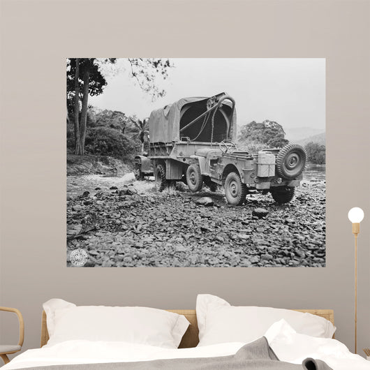 Us Military Truck with Wall Decal