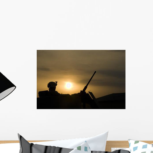 Us Soldier Mans His Wall Decal