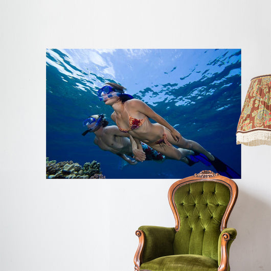Couple Free Diving Hawaii Wall Decal