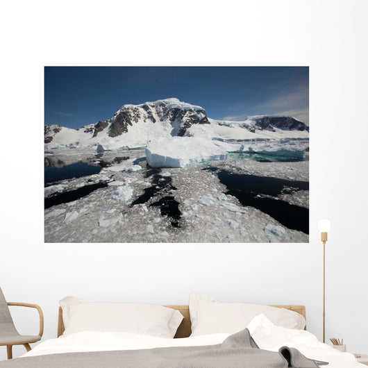 Float Ice Sheltered Bay Wall Decal