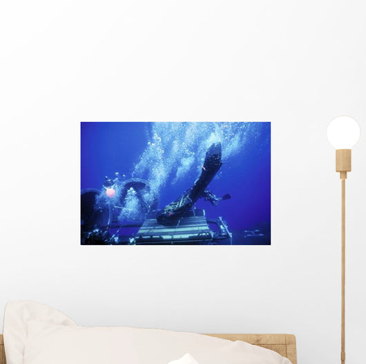 Dry Deck Shelter Crewmen Wall Decal Design 1